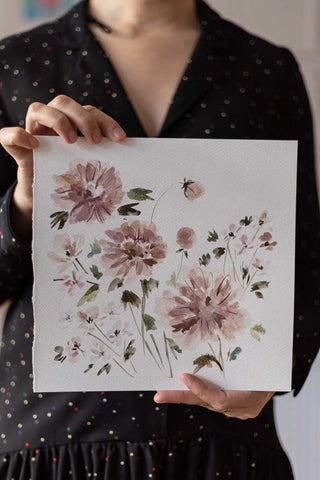 woman holding a loose watercolor flowers watercolor bouquet - Flavia Bennard